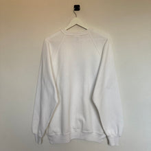Charger l'image dans la galerie, sweat-vintage-de-noel-blanc-made-in-usa-homme