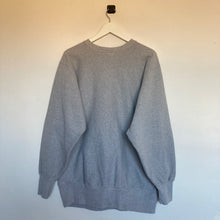 Charger l'image dans la galerie, sweat-vintage-gris-champion-homme