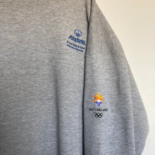 Charger l'image dans la galerie, sweat-vintage-homme-gris-oversize