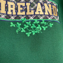 Charger l'image dans la galerie, sweat-vintage-homme-vert-90s