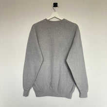 Charger l'image dans la galerie, sweat-vintage-imprime-homme-gris