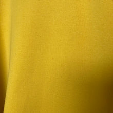 Charger l'image dans la galerie, Sweat jaune logo brodé (XL)