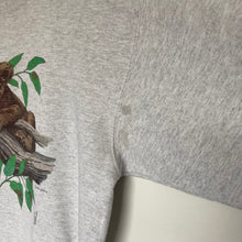 Charger l'image dans la galerie, sweat-vintage-oversize-gris-animal-90s