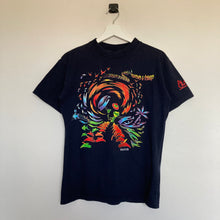 Charger l'image dans la galerie, t-shirt-noir-vintage-homme-imprime-graphique-multicolore