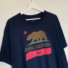 Charger l'image dans la galerie, t-shirt-vintage-homme-rouge-a-imprime-motif-usa