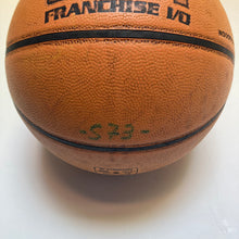 Charger l'image dans la galerie, ballon-de-basket-plante-decoration-originale
