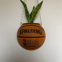 Charger l&#39;image dans la galerie, ballon-de-basket-spalding-nba-deco-basketball-decoration-pot-de-fleurs-3
