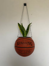 Charger l&#39;image dans la galerie, ballon-de-basket-spalding-nba-deco-basketball-decoration-pot-de-fleurs-7
