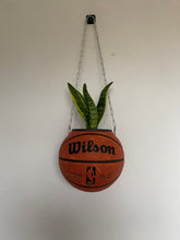 Charger l&#39;image dans la galerie, ballon-de-basket-wilson-nba-deco-basketball-decoration-pot-de-fleurs
