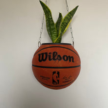 Charger l&#39;image dans la galerie, ballon-de-basket-wilson-nba-deco-basketball-decoration-pot-de-fleurs
