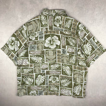 Charger l&#39;image dans la galerie, chemise-a-fleurs-vintage-homme-verte
