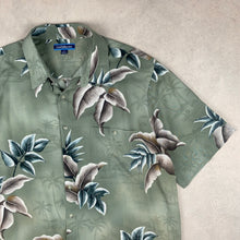 Charger l&#39;image dans la galerie, chemise-a-fleurs-vintage-homme-verte
