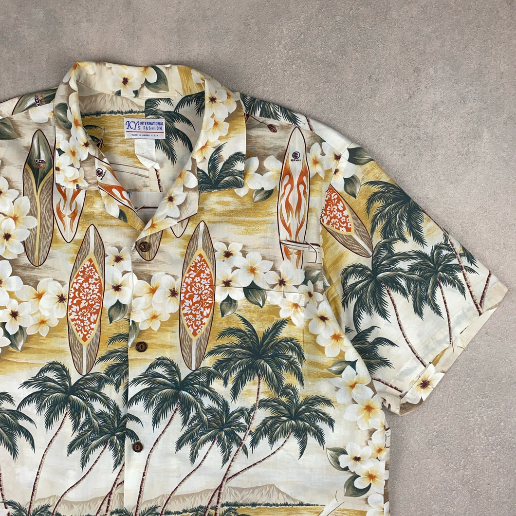 chemise-aloha-made-in-hawaii-kys-motifs-fleurs-et-planches-de-surf