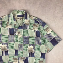 Charger l'image dans la galerie, chemise-aloha-vintage-made-in-hawaii-homme-verte
