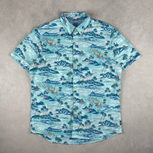 Charger l&#39;image dans la galerie, chemise-hawaienne-a-fleurs-bleu-turquoise-izod

