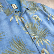 Charger l'image dans la galerie, chemise-hawaienne-a-fleurs-en-soie-homme
