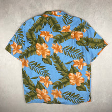 Charger l&#39;image dans la galerie, chemise-hawaienne-a-fleurs-homme-bleu-et-orange
