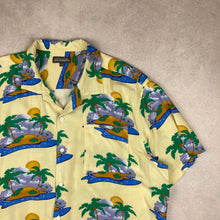 Charger l'image dans la galerie, chemise-hawaienne-a-fleurs-jaune-homme
