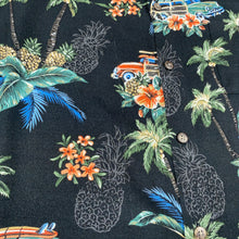 Charger l&#39;image dans la galerie, chemise-hawaienne-a-fleurs-motifs-voitures-homme-noire
