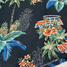 Charger l&#39;image dans la galerie, chemise-hawaienne-a-fleurs-motifs-voitures-homme-noire
