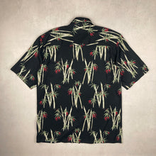 Charger l'image dans la galerie, chemise-hawaienne-a-fleurs-noire-vintage-homme

