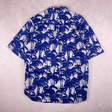 Charger l&#39;image dans la galerie, chemise-hawaienne-a-fleurs-palmiers-bleus
