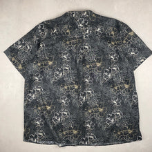 Charger l&#39;image dans la galerie, chemise-hawaienne-grise-a-fleurs-grande-taille-homme
