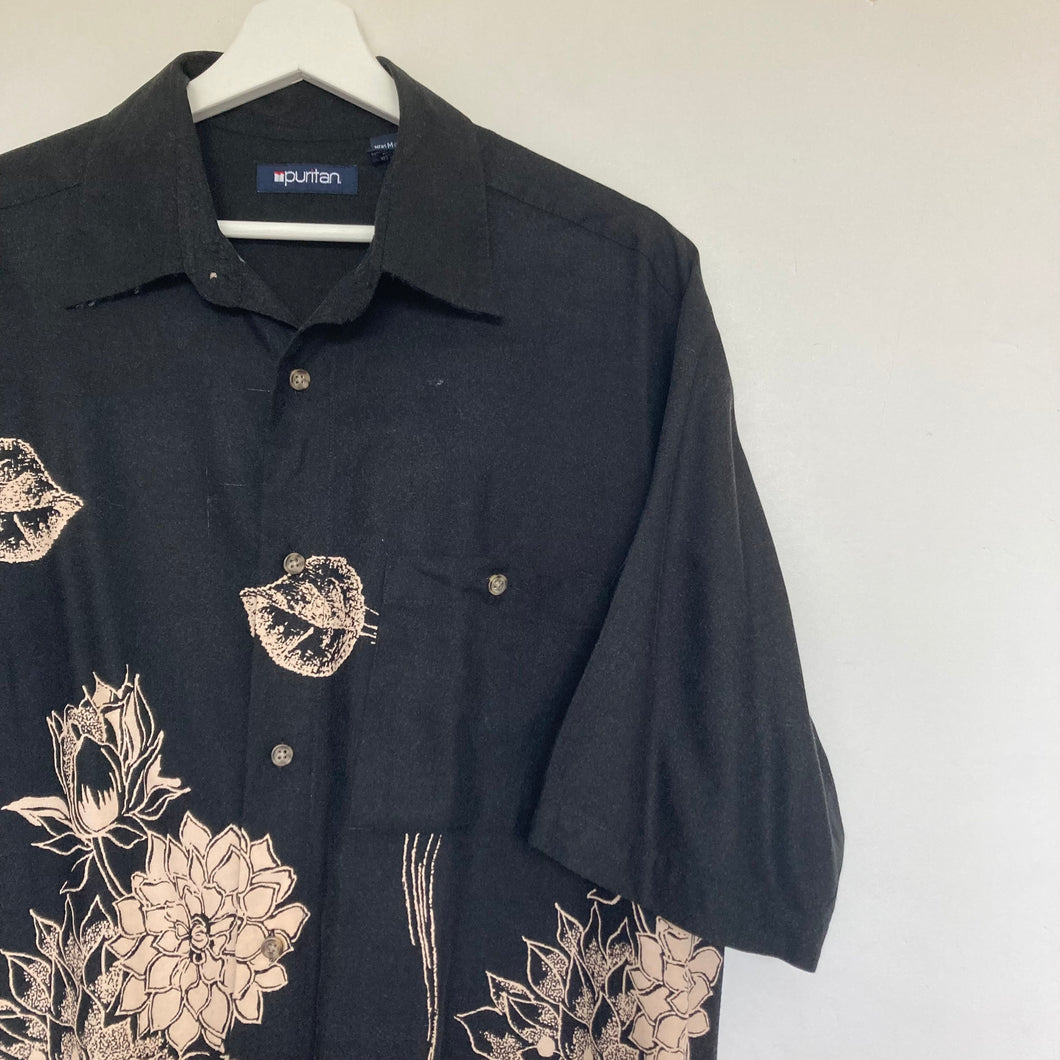      chemise-hawaienne-homme-a-fleurs-noire-vintage
