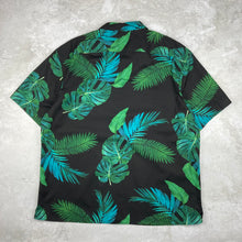 Charger l&#39;image dans la galerie, chemise-hawaienne-homme-a-fleurs-old-navy
