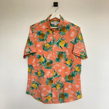 Charger l&#39;image dans la galerie, chemise-hawaienne-homme-a-fleurs-rose
