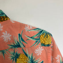 Charger l&#39;image dans la galerie, chemise-hawaienne-homme-a-fleurs-rose
