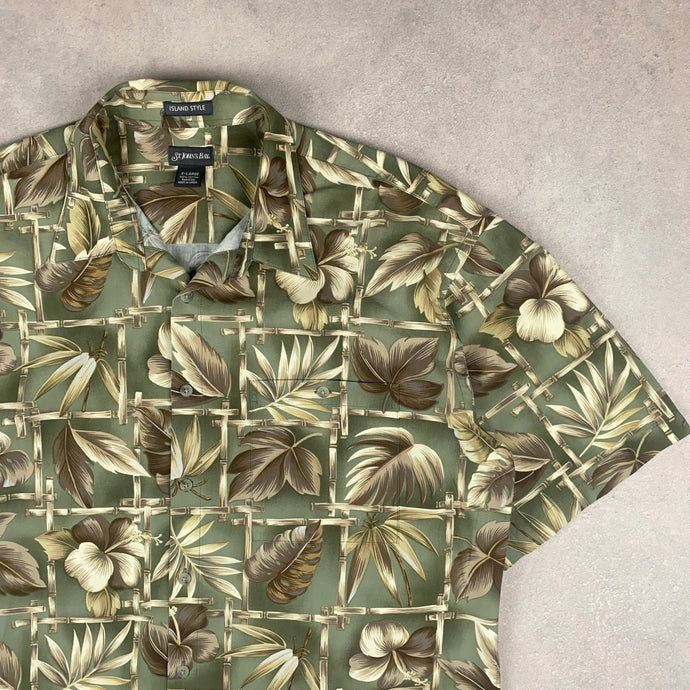 chemise-hawaienne-vintage-a-fleurs-verte