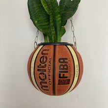 Charger l&#39;image dans la galerie, deco-basket-nba-ballon-de-basketball-planter-pot-de-fleurs-plante-molten
