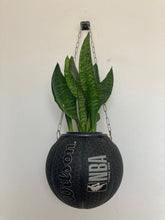 Charger l&#39;image dans la galerie,     deco-basket-nba-ballon-de-basketball-planter-wilson-pot-de-fleurs-plante
