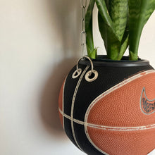 Charger l&#39;image dans la galerie, deco-chambre-basket-nba-ballon-de-basketball-planter-nike-pot-de-fleurs-plante

