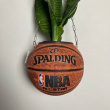 Charger l&#39;image dans la galerie, decoration-basket-nba-spalding-ballon-de-basketball-planter-deco-pot-de-fleurs
