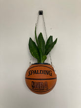 Charger l&#39;image dans la galerie, decoration-basket-nba-spalding-ballon-de-basketball-planter-deco-pot-de-fleurs
