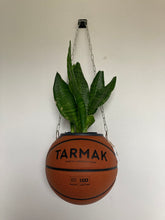 Charger l&#39;image dans la galerie, decoration-basket-nba-tarmak-ballon-de-basketball-planter-deco-pot-de-fleurs
