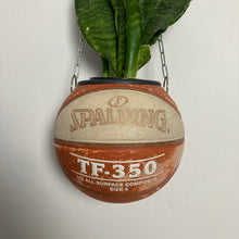 Charger l&#39;image dans la galerie, decoration-basket-nba-vintage-ballon-de-basketball-planter-spalding-deco-pot-de-fleurs
