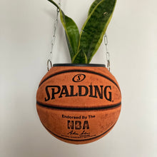 Charger l&#39;image dans la galerie, ballon-de-basket-pot-de-fleurs-spalding-nba
