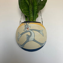 Charger l&#39;image dans la galerie, decoration-de-basket-deco-nba-basketball-planter-ballon-de-basket-pot-de-fleurs-bugs-bunny
