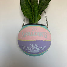 Charger l&#39;image dans la galerie, decoration-de-basket-deco-nba-basketball-planter-ballon-de-basket-pot-de-fleurs-spalding-pastel
