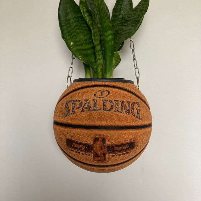 decoration-de-basket-deco-nba-basketball-planter-ballon-de-basket-pot-de-fleurs-spalding-vintage
