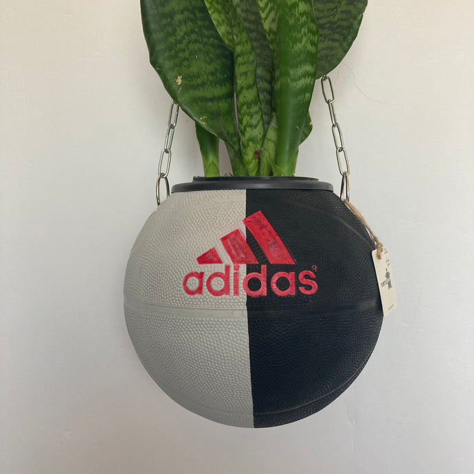 decoration-nba-ballon-de-basket-adidas-vintage-pot-de-fleur-basketball-planter