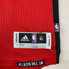 Charger l&#39;image dans la galerie, maillot-de-basket-adidas-raptors-lowry-7-nba-rouge
