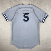 Charger l&#39;image dans la galerie, maillot-majestic-vintage-new-york-yankees-gris
