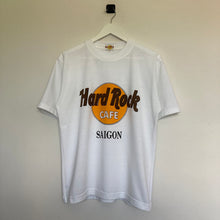 Charger l&#39;image dans la galerie,     t-shirt-homme-vintage-blanc-hard-rock-cafe-saigon
