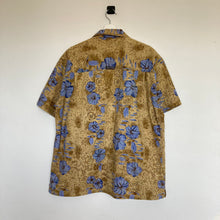Charger l&#39;image dans la galerie, chemise-hawaienne-a-fleurs-homme-vintage
