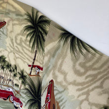 Charger l&#39;image dans la galerie,     chemise-hawaienne-homme-a-motifs-voitures
