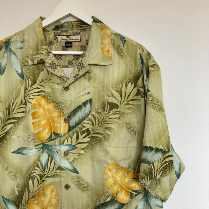      chemise-hawaienne-homme-en-soie-tommy-bahama-vintage